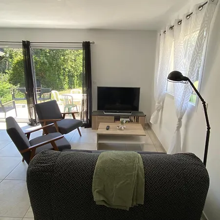 Au Moryllon Casa de Férias Lompnas