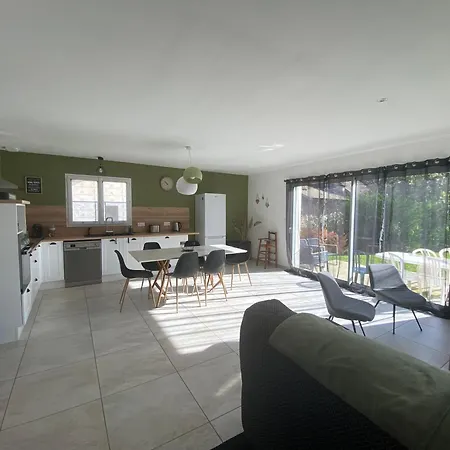Holiday home Au Moryllon
